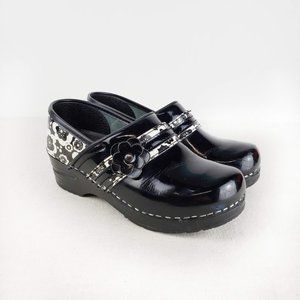 Koi by Sanita Frolic patent flower clogs 35 US 4